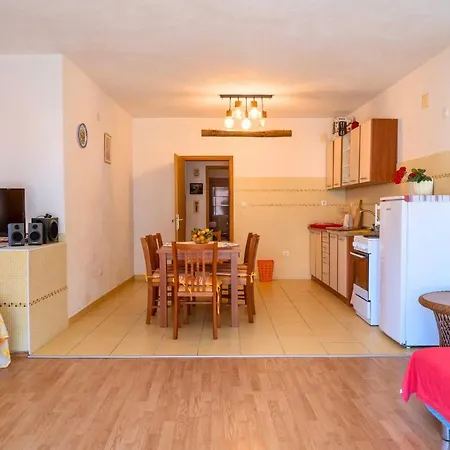 Lejlighed La - Private House *
