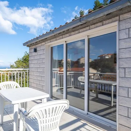 Apartmán La - Private House *